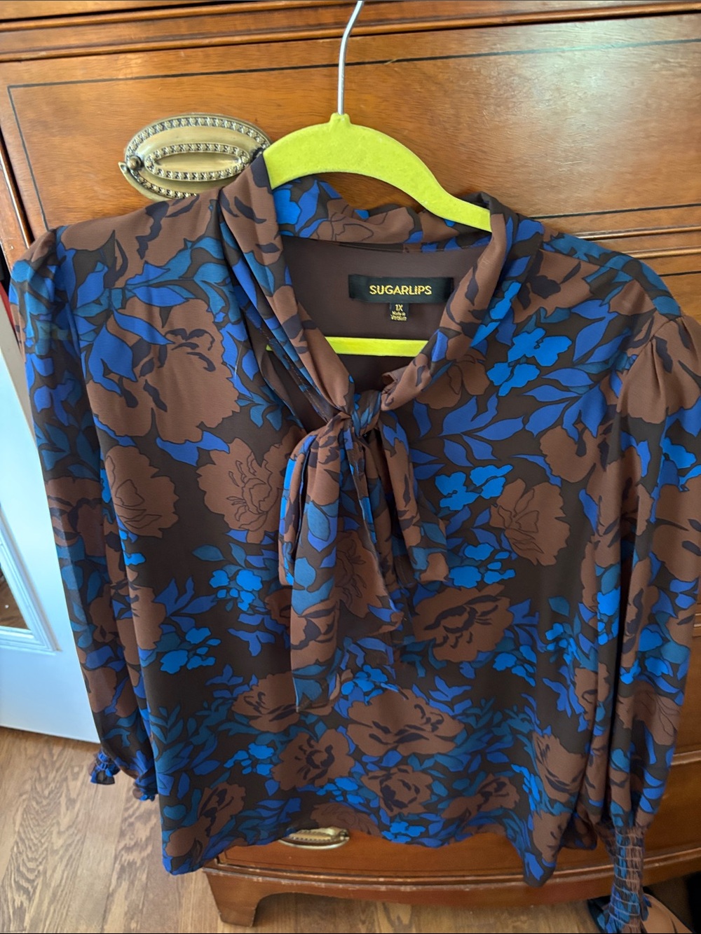 Sugarlips Brown and Blue Floral Tie-Neck Blouse